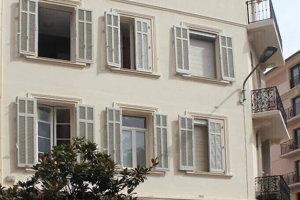 Entire apartment, Apartment T2 center ville cannes in Cannes, Mediterranean Coast (France)