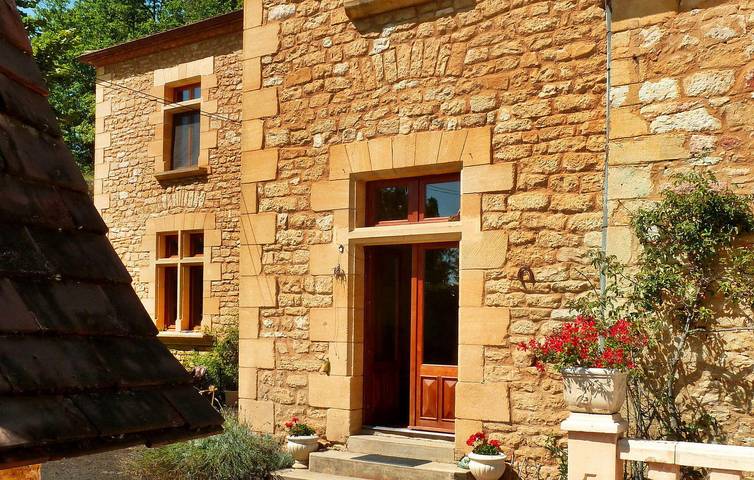 Location de vacances pour 8 personnes, avec terrasse, animaux acceptés à Vézac - 4