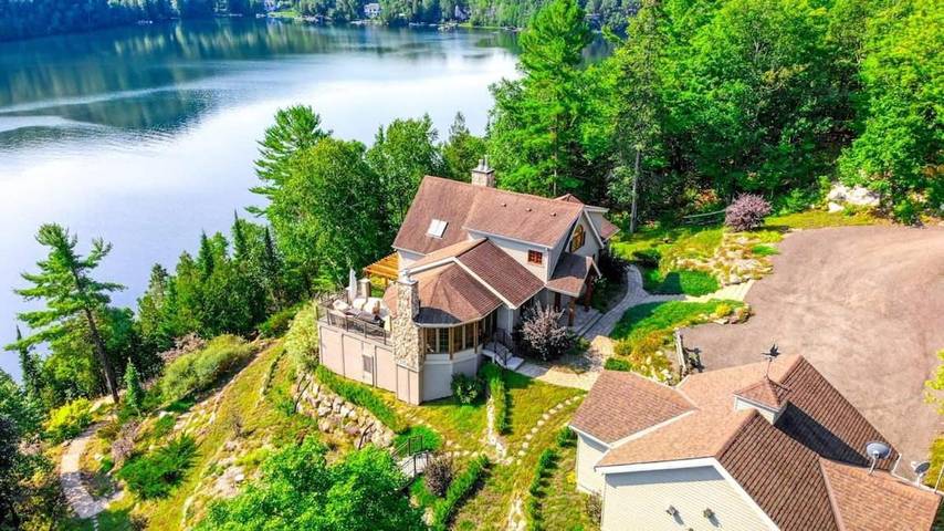 Villa pour 10 personnes, avec jardin et vue sur le lac, animaux acceptés dans Canada