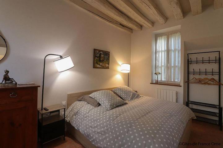 Location de vacances pour 2 personnes, avec Jacuzzi ainsi que Terrasse et Jardin à Sées - 2