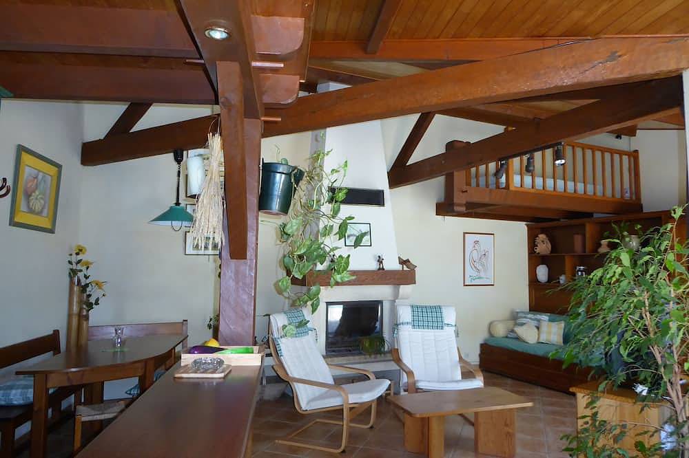 Maisonnette en pierre avec piscine  privée in Proissans, Périgord Noir