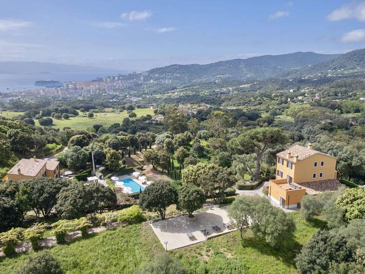 Holiday apartment for 6 people, with pool - 1