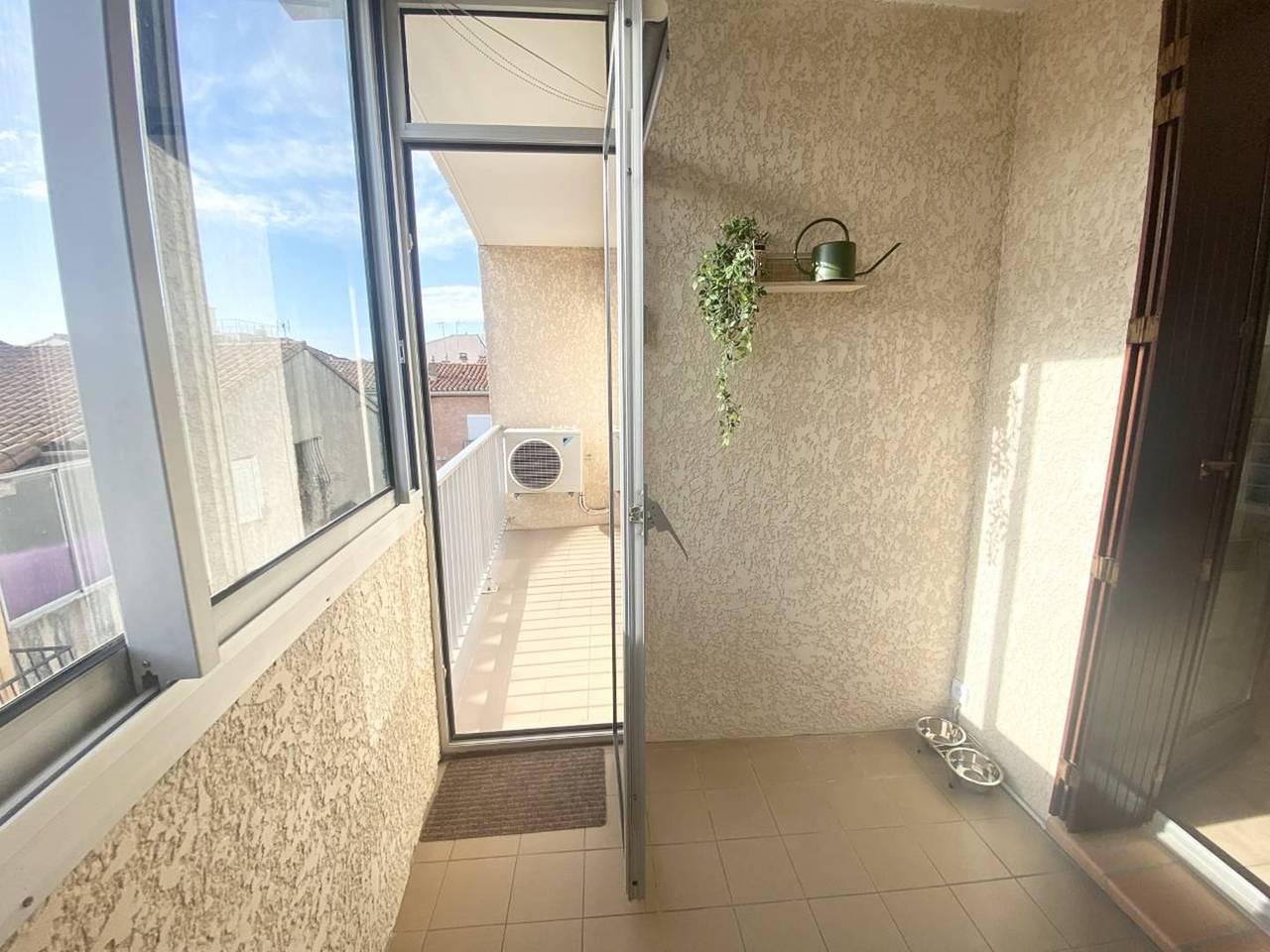 Ganze Ferienwohnung, P2 private parking 2 steps from the beach in Le Grau-du-Roi, Côte d'Améthyste