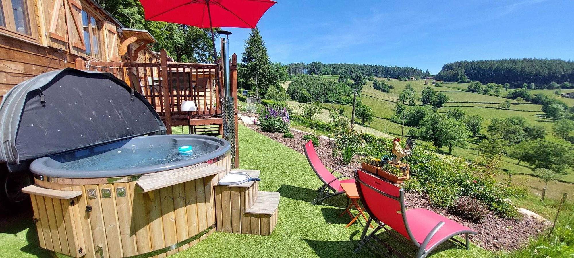 Le Coq en Bois in Anglure-sous-Dun, Région de Charolles