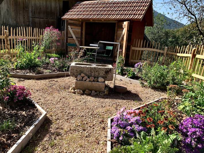 Vakantiehuis 'Hederle' met bergzicht, privéterras en wifi in Elzach, Central Black Forest