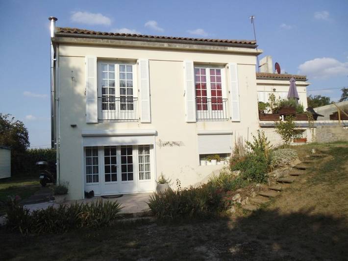 Gîte pour 6 personnes, avec jardin et vue à Échillais - 2