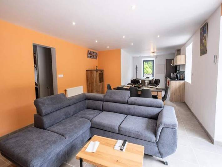 Gîte pour 6 personnes, avec balcon et piscine, adapté aux familles dans Cubières - 3