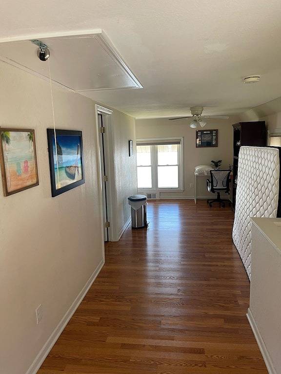 Beautiful lakehouse directly on all sports lake. Stunning views!!58ft frontage. in Lenawee County