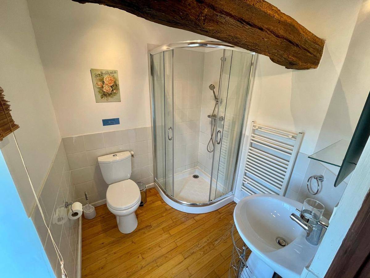 One-Bedroom House in Brux, Vienne (France)