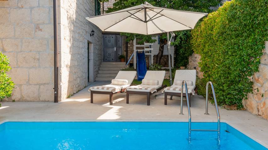 Villa pour 6 personnes, avec terrasse et jardin à Imotski - 2