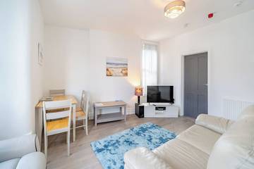 Apartment for 2 People in Lytham St Annes, Blackpool Pleasure Beach, Photo 4