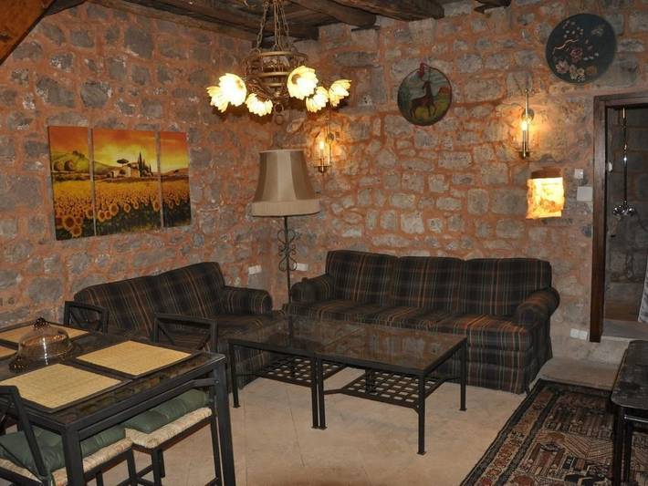 Ferienhaus für 4 Personen, mit Terrasse in Montenegro