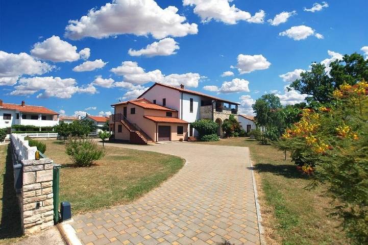 Appartement de vacances pour 5 personnes, avec terrasse, animaux acceptés - 1