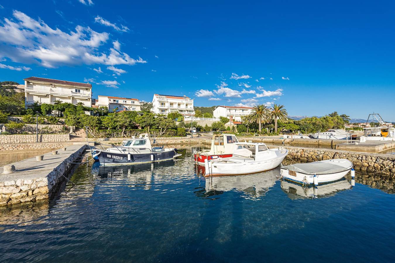 Ganzes Studio, Apartments Jurica - Studio with Sea View in Barbat na Rabu, Rab