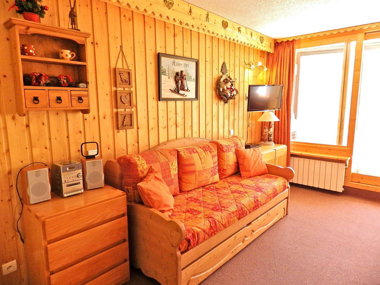 Studio entier, Bel appart rénové 32m², 4 pers, au pied des pistes, centre station, balcon, wifi, animaux Ok in Les Menuires, Saint-Martin-de-Belleville