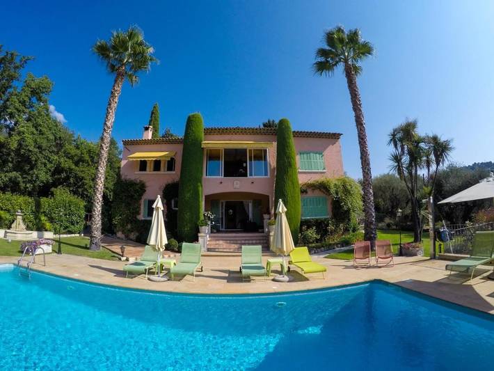 Chambre d’hôte pour 2 personnes, avec piscine ainsi que vue et jardin à Grasse - 4