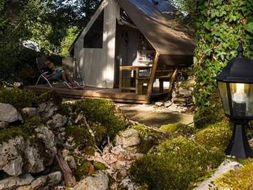 Camping pour 4 Personnes dans Séniergues, Parc Naturel Régional des Causses du Quercy, Photo 3