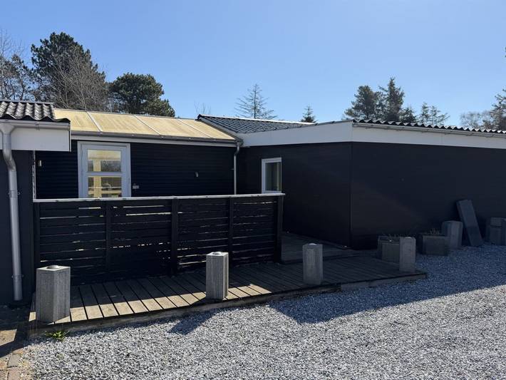 Feriehus for 12 personer, med sauna og terrasse i Hou