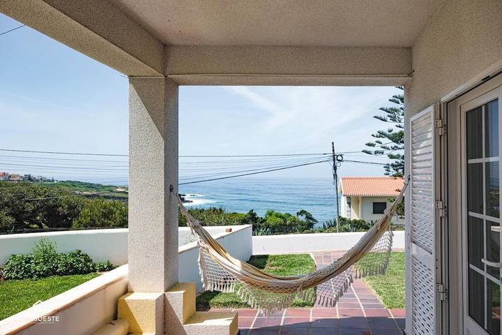 Casa de férias para 6 pessoas, com Varanda e Terraço e ainda Jardim em Encarnação