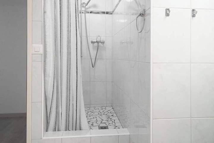 Appartement entier, Luegisland Wohnung Salietti Appartement/Fewo, Dusche oder Bad, Wc, 8-Bettwohnung in Arosa, Chaîne de Plessur