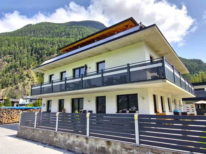 Ferienwohnung für 4 Personen, mit Balkon, mit Haustier in Längenfeld