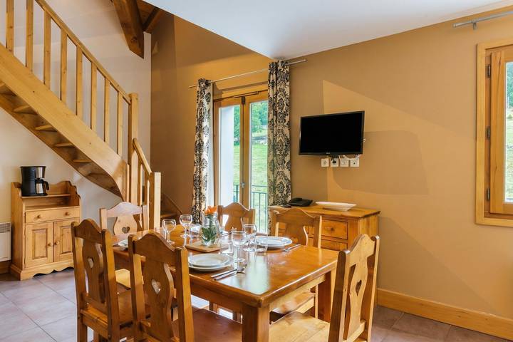 Ganze Wohnung, V Buet 53: Beside Ski Lift; Pool, Sauna & Gym in Vallorcine, Region Bonneville