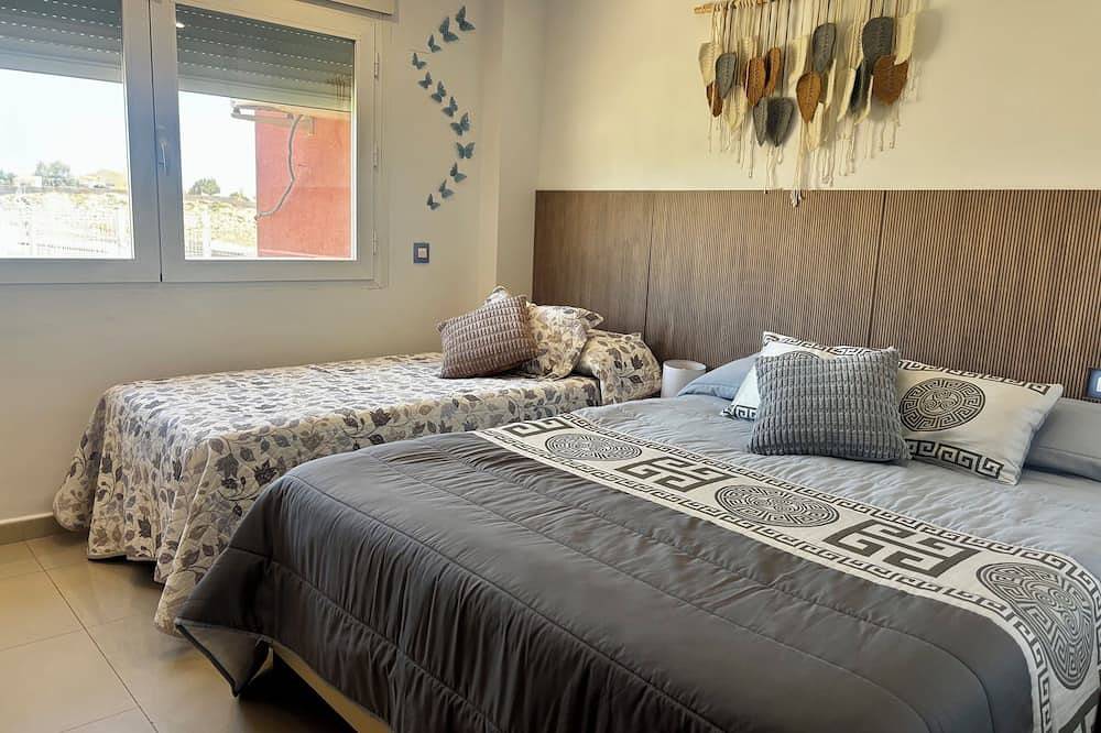**Chalet en Alicante** con Piscina Privada in Moralet, Alicante