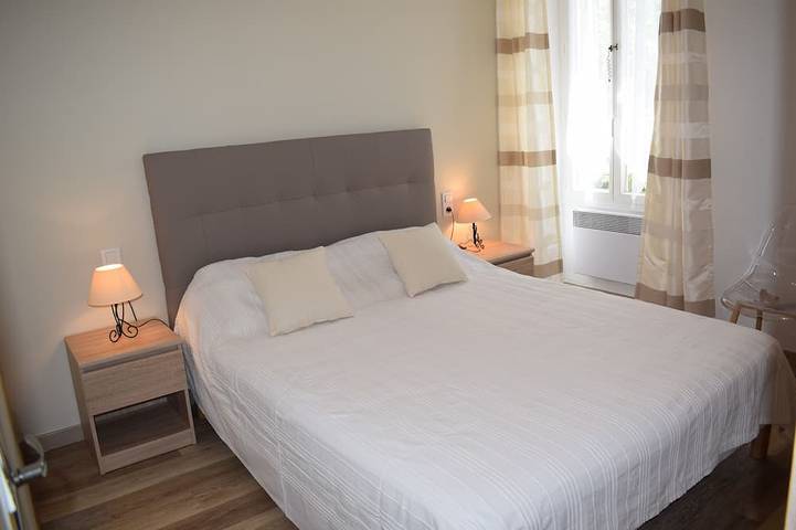 Gîte pour 4 personnes, avec Balcon et Terrasse ainsi que Jardin et Piscine à Ménerbes - 2