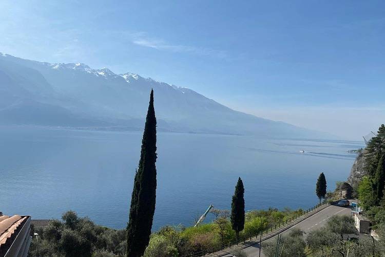 Appartement entier, Villa Gianna à Limone sul Garda in Limone sul Garda, Montagnes autour du lac de Garde