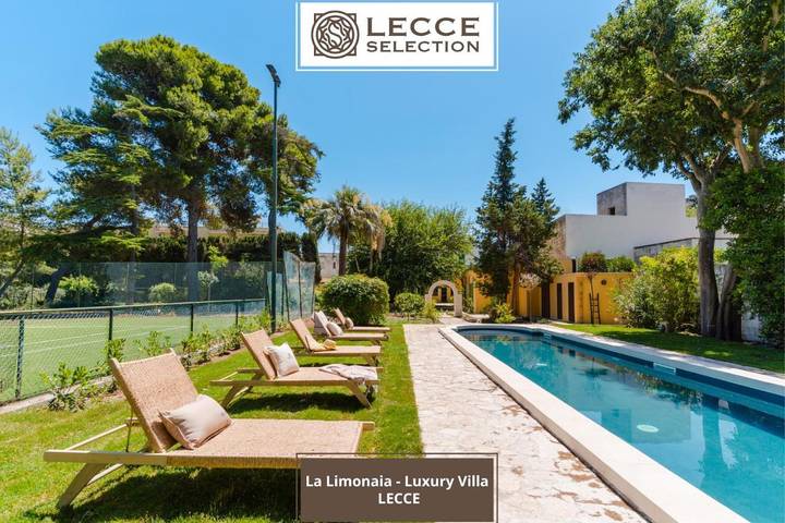 Villa per 10 persone, con piscina e giardino nonché panorama, con animali domestici a Lecce