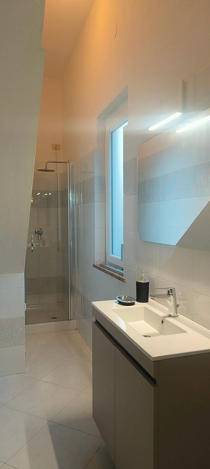 Apartamento entero, Apartamento 'Celina' con Jardín Privado y Aire Acondicionado in Teulada (Italia), Provincia de Cagliari