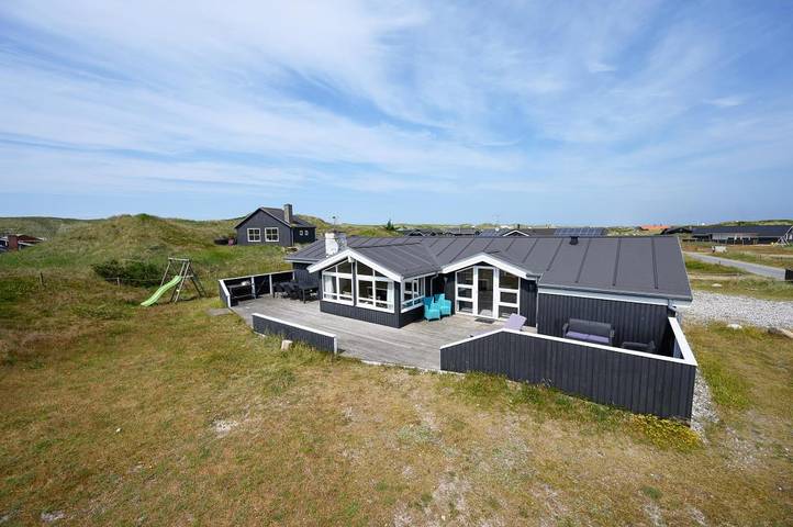 Ferienhaus mit Meerblick für 8 Personen, mit Whirlpool und Sauna sowie Balkon/Terrasse, mit Haustier am Ringkøbing Fjord