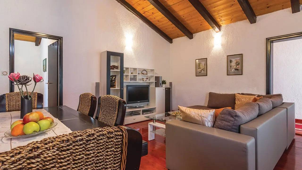 Ferienhaus für 6 Personen (104 m²) in Sveti Lovreč in Sveti Lovreč Pazenatički, Zentralistrien