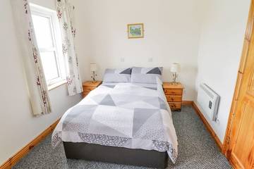 Cottage for 6 People in Achill Island, County Mayo, Photo 2