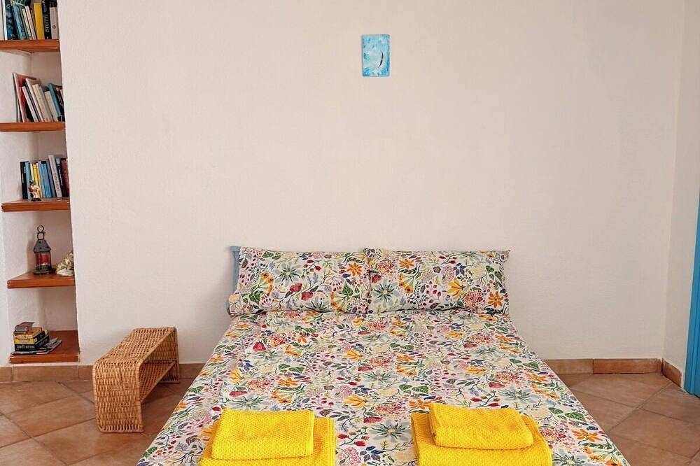 Entire apartment, Selene's Nest, Procida in Procida, Naples Province