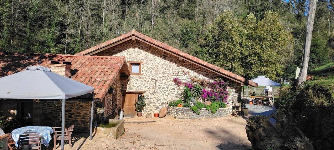 Casa de vacaciones para 8 personas, con jardín y vistas, Se admiten mascotas - 1