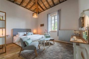 Hôtel pour 2 personnes, avec jardin et piscine à Puylaurens
