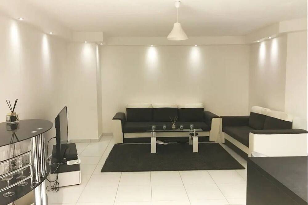 Appartement entier, Appartement avec piscine et garage à Tassin in Tassin-la-Demi-Lune, Rhône