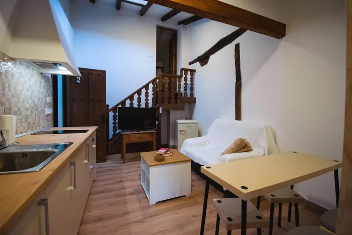 Apartamento de vacaciones para 2 personas, con jardín y piscina - 1