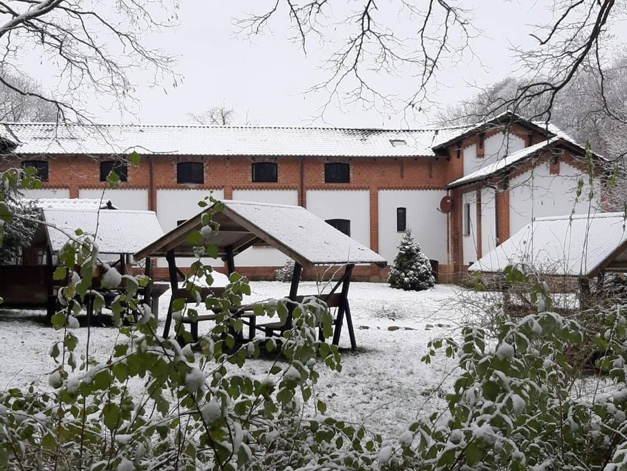 Ganze Ferienwohnung, Marstall Kuchelmiß - Zimmer 8 in Kuchelmiß, Mecklenburgische Seenplatte