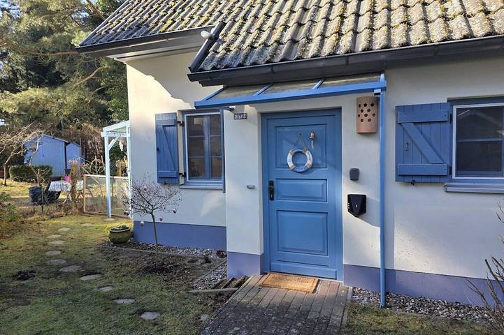 Ferienhaus für 4 Personen, mit Garten und Sauna in Kamminke