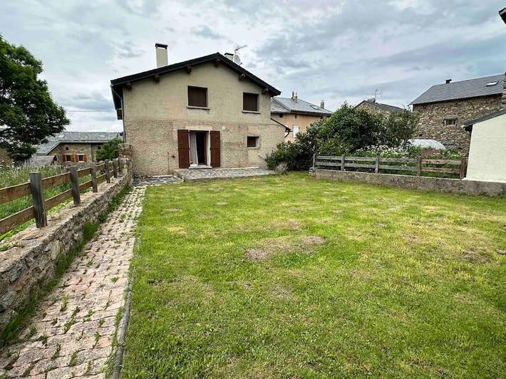 Location de vacances pour 10 personnes, avec vue et jardin, adapté aux familles à Saint-Pierre-dels-Forcats - 2