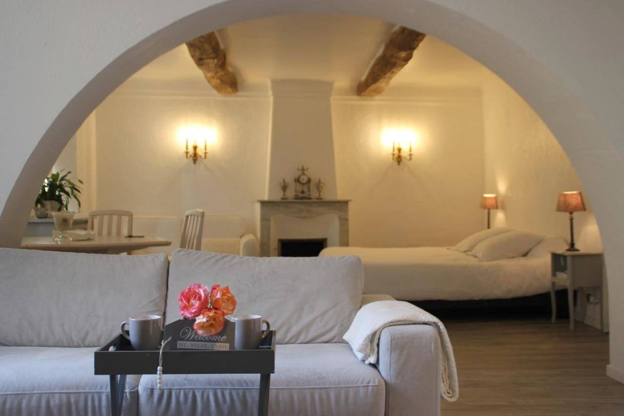 Maison Carles Bnb in La Colle-sur-Loup, Côte méditerranéenne (France)