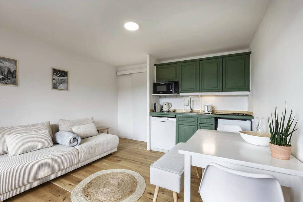 Appartement entier, Tramway - Appart Vue 180° | Parking | 5mn Centre & Remontées in Saint-Gervais-les-Bains, Pays du Mont-Blanc