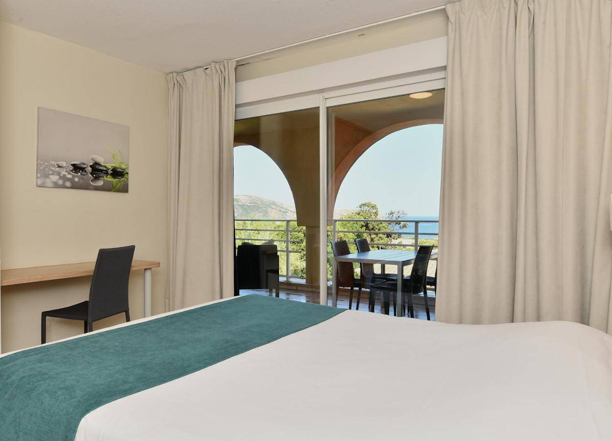 Calvi Résidence, Appart'hôtel in Calvi, Région de Calvi