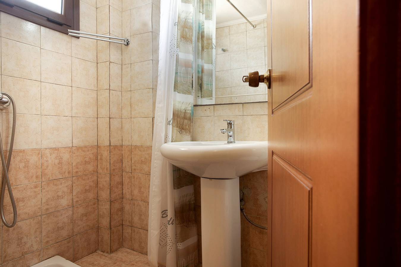 Studio Appartement 'Eleni's Garden Studio 2' met zwembad, privé balkon & A/C, foto 12