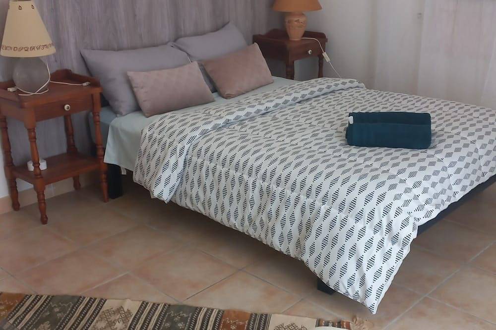 Charming downstairs villa in Forcalquier, Regionaler Naturpark Luberon