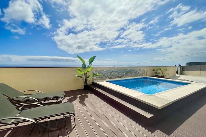 Ferienhaus mit Meerblick für 4 Personen, mit Terrasse und Pool sowie Ausblick in Santa Cruz de La Palma