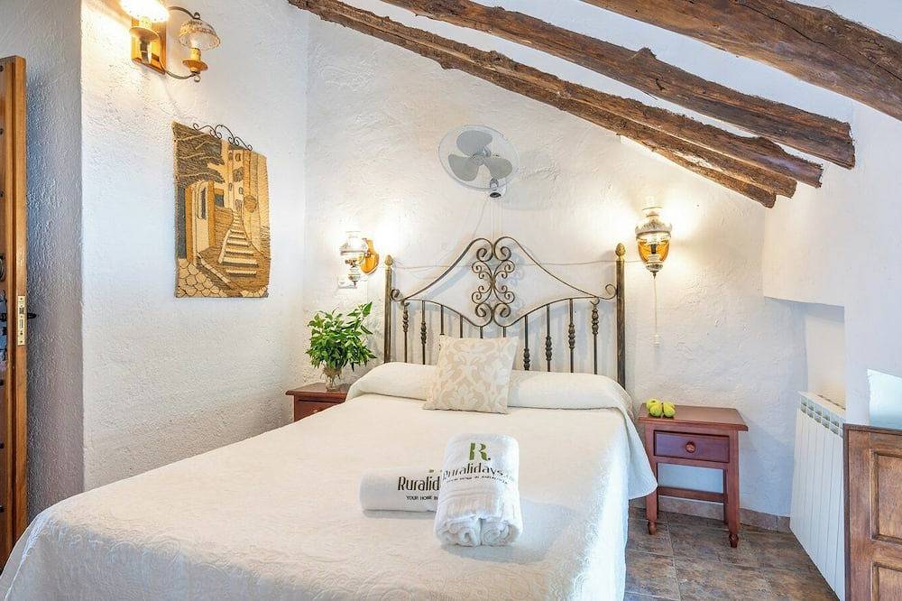 Cortijo Alzamigaja Archidona by Ruralidays in Archidona, Málaga Provinz