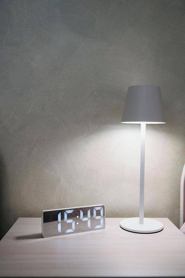 Location de vacances pour 4 personnes, avec vue et terrasse à Delia (homonymie) - 2